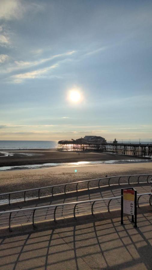 The Winter Garden Suites Blackpool Exterior foto